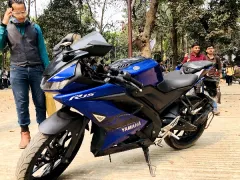 YAMAHA R15 V3